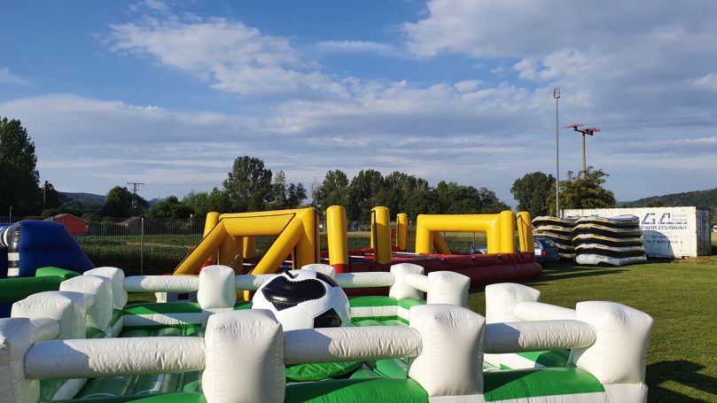 Fußball-Rodeo und Menschenkicker mieten für Events in Leipzig Fußball-Rodeo und Menschenkicker mieten für Events in Leipzig