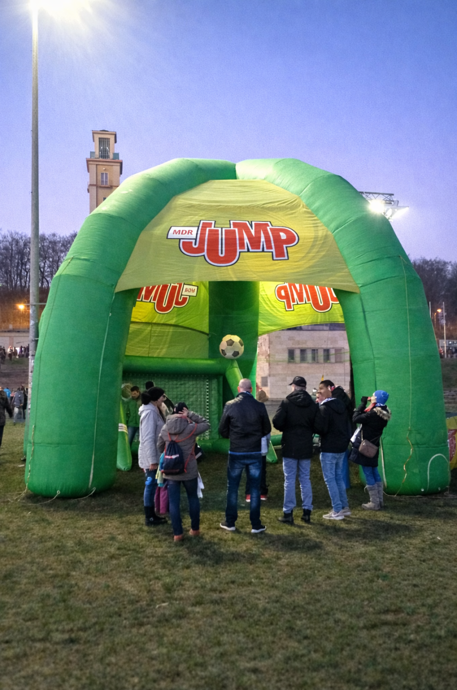 Torwand mieten mit Jump Radio bei RB Leipzig
