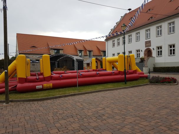 Human-Footballtable mieten, Menschenkicker mieten Dorffest bei Leipzig Human-Footballtable mieten, Menschenkicker mieten Dorffest bei Leipzig